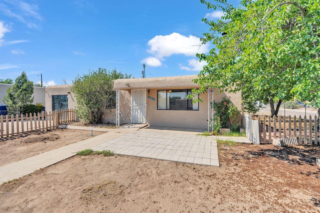 2801 San Marcial Street NW, Albuquerque, NM 87104
