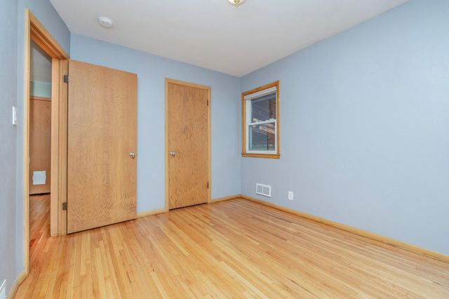 1554 Burns Avenue, Saint Paul, MN 55106