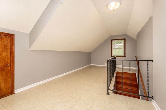 1554 Burns Avenue, Saint Paul, MN 55106