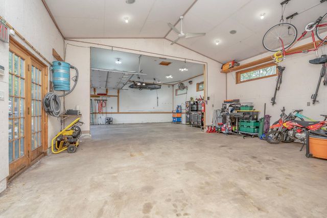 1554 Burns Avenue, Saint Paul, MN 55106