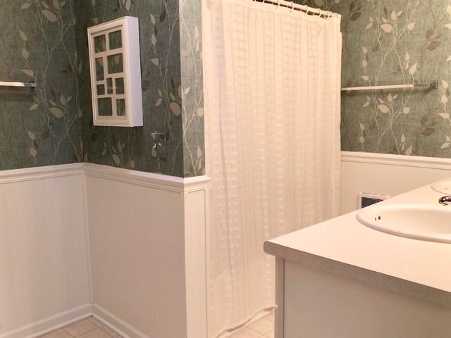 1655 E Gaylord Street, Mount Pleasant, MI 48858