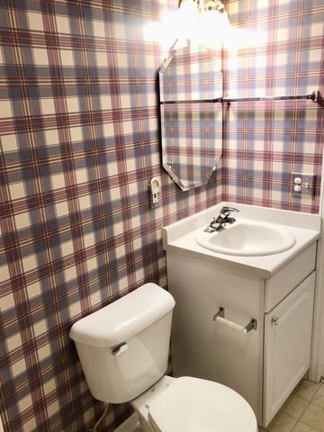 1655 E Gaylord Street, Mount Pleasant, MI 48858