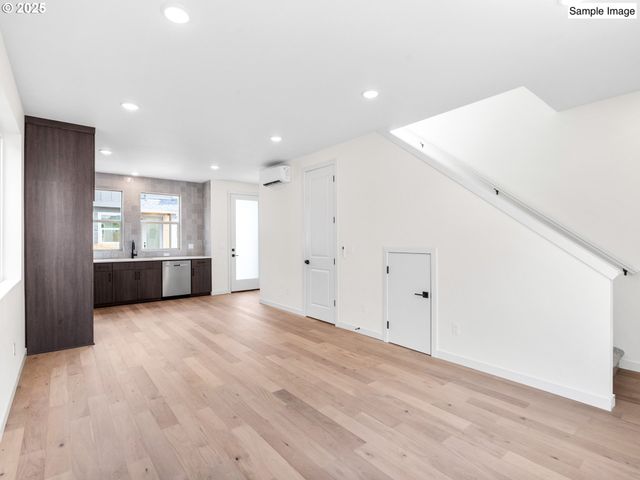 6729 Se Gladstone St, Portland, OR 97206