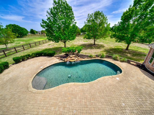 2601 Chipping Campden Road, Denton, TX 76226
