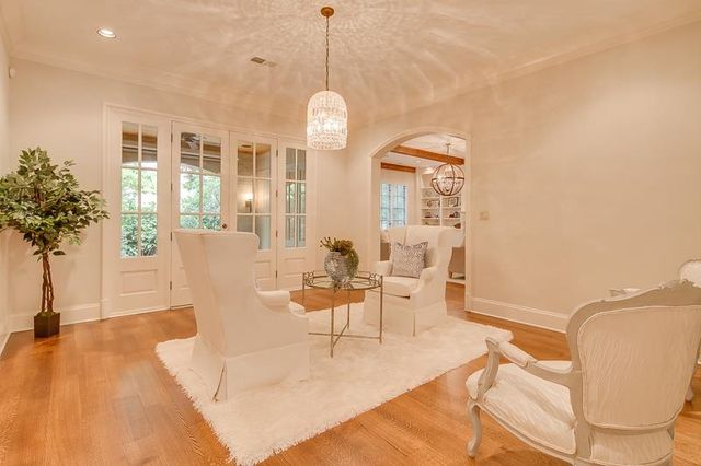 884 DRAKE MANOR CV, Memphis, TN 38117