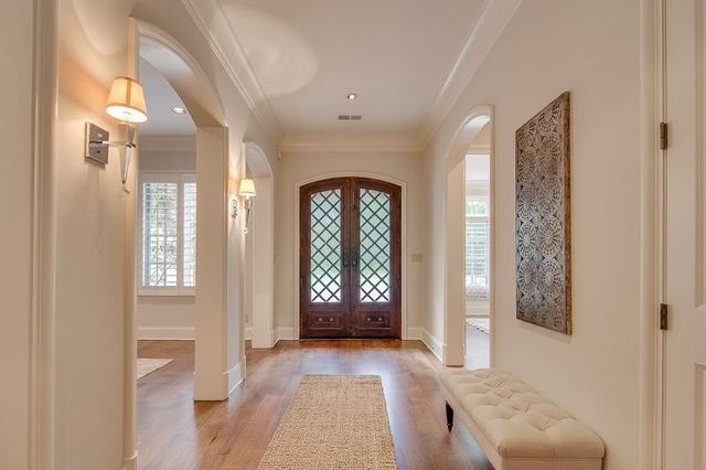 884 DRAKE MANOR CV, Memphis, TN 38117