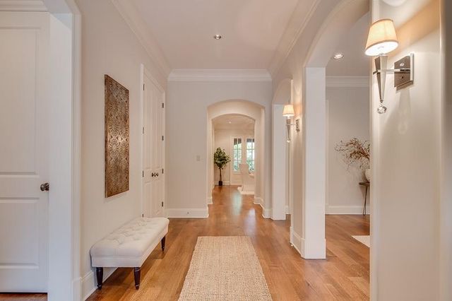 884 DRAKE MANOR CV, Memphis, TN 38117