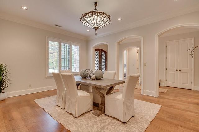 884 DRAKE MANOR CV, Memphis, TN 38117