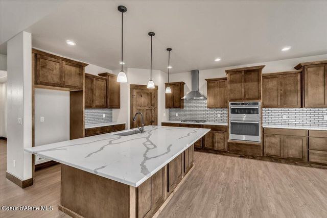 1533 W Remmick Street, Hayden, ID 83835