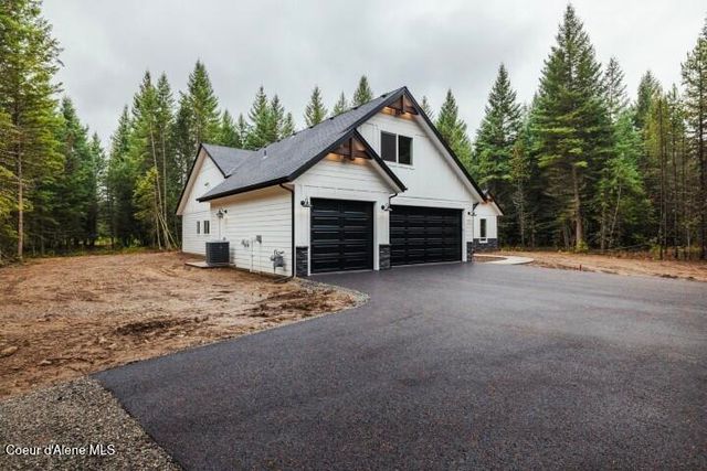 1533 W Remmick Street, Hayden, ID 83835