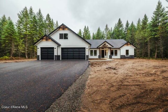1533 W Remmick Street, Hayden, ID 83835
