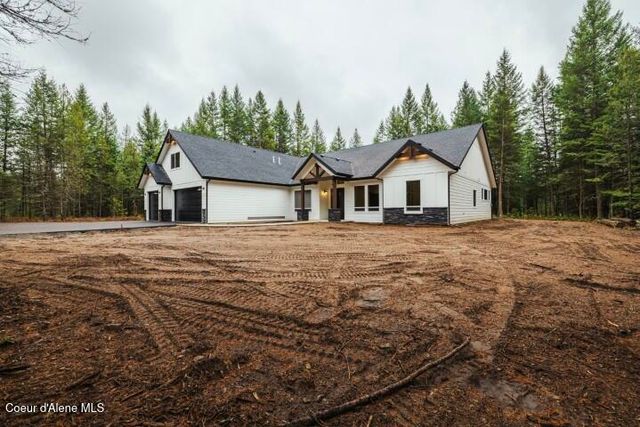 1533 W Remmick Street, Hayden, ID 83835