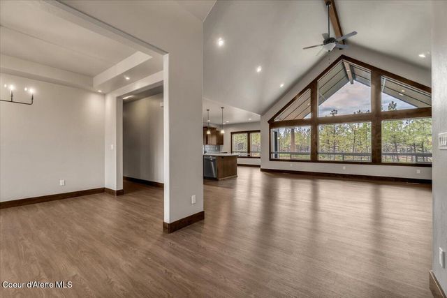 1533 W Remmick Street, Hayden, ID 83835