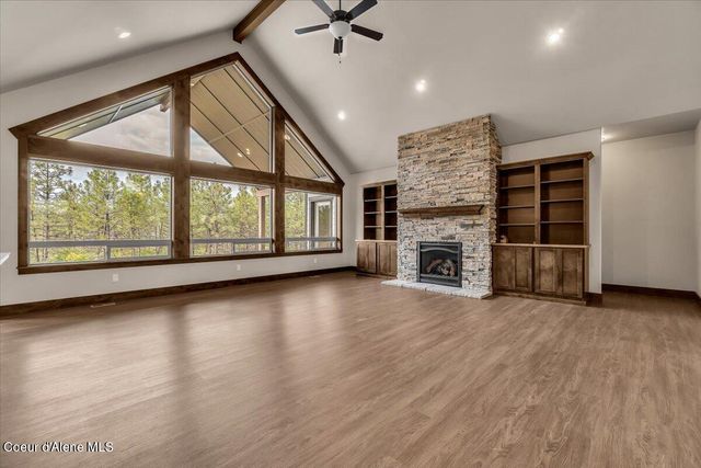 1533 W Remmick Street, Hayden, ID 83835