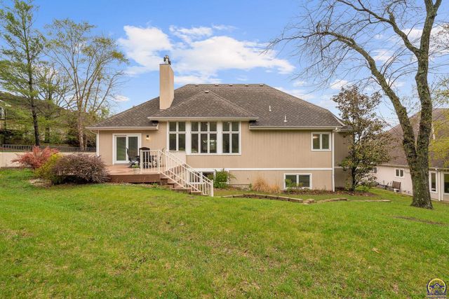 5411 SW 40th Ter, Topeka, KS 66610