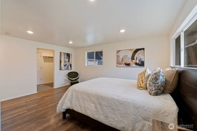 309 W Cole Street, Kent, WA 98032