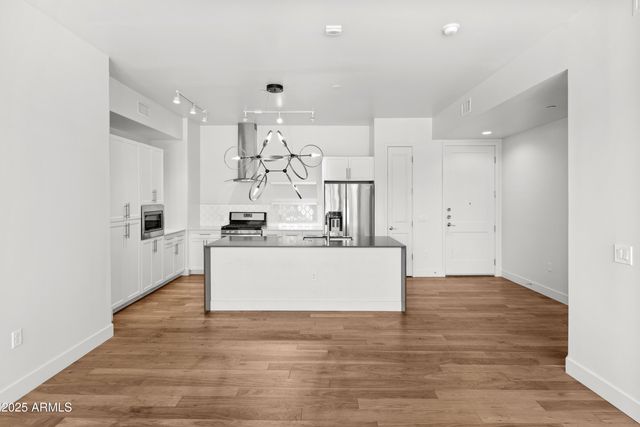 3131 N CENTRAL Avenue 3002, Phoenix, AZ 85012