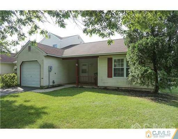 21 Woodbury Road, Edison, NJ 08820