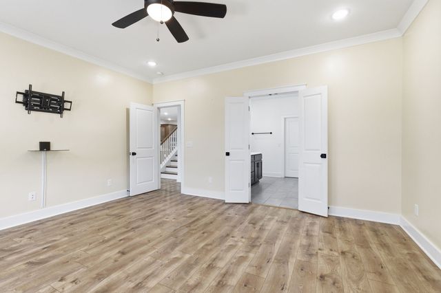 303 Casita Dr, La Vergne, TN 37086