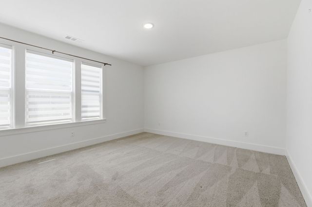 303 Casita Dr, La Vergne, TN 37086