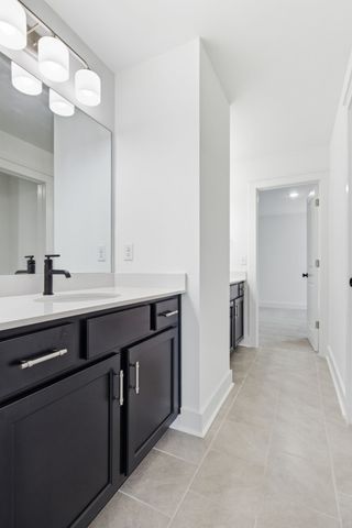 303 Casita Dr, La Vergne, TN 37086
