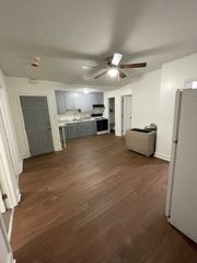 144 Columbia St 2West, Fall River, MA 02721