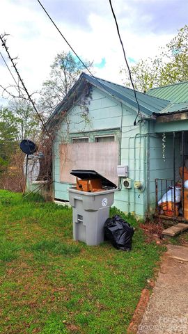 214 Sunset Street NW, Lenoir, NC 28645