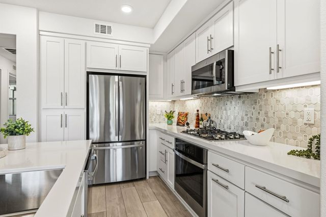 5581 Dublin Blvd, Dublin, CA 94568