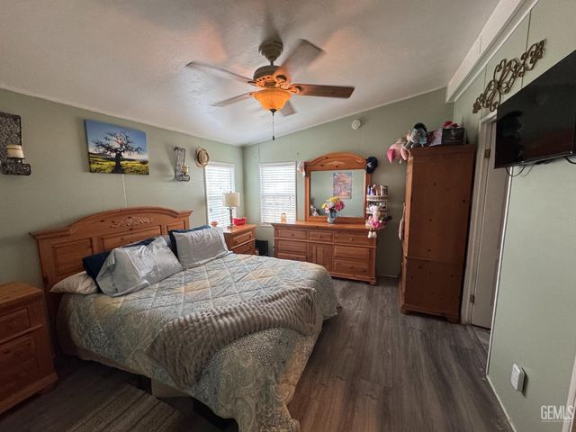 1301 Taft Highway 93, Bakersfield, CA 93307