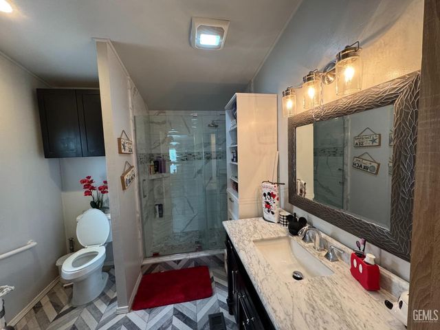 1301 Taft Highway 93, Bakersfield, CA 93307