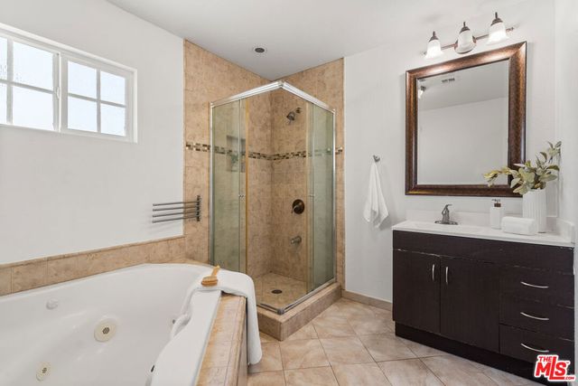 3745 Veteran Avenue, Los Angeles, CA 90034