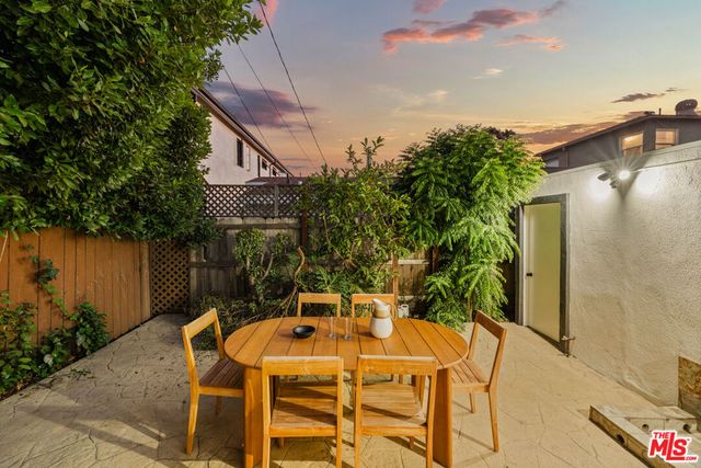 3745 Veteran Avenue, Los Angeles, CA 90034