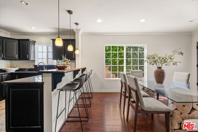 3745 Veteran Avenue, Los Angeles, CA 90034