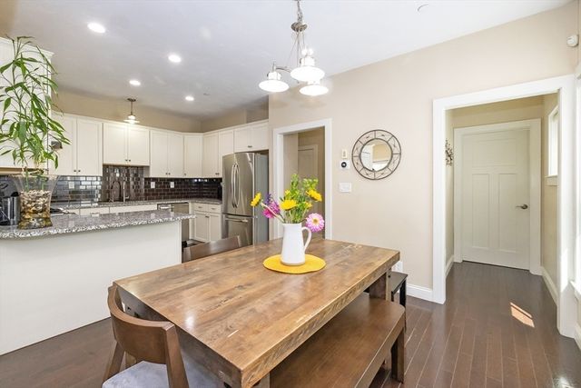 1 Sandpiper Grn, Weymouth, MA 02190