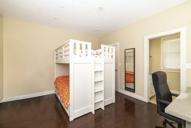 1 Sandpiper Grn, Weymouth, MA 02190