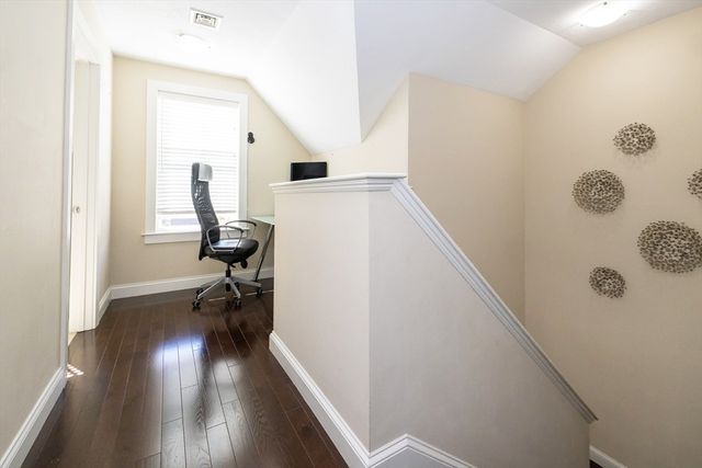 1 Sandpiper Grn, Weymouth, MA 02190