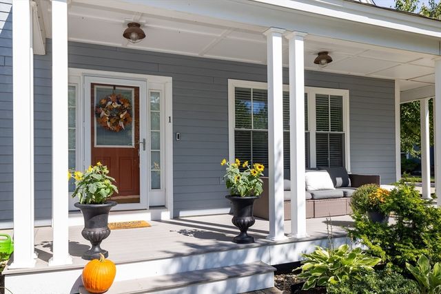 1 Sandpiper Grn, Weymouth, MA 02190