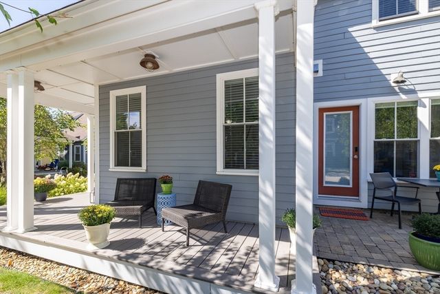 1 Sandpiper Grn, Weymouth, MA 02190