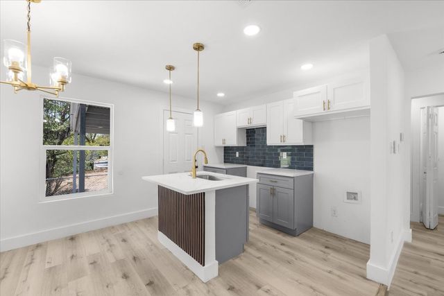 5101 Miller Avenue, Fort Worth, TX 76119