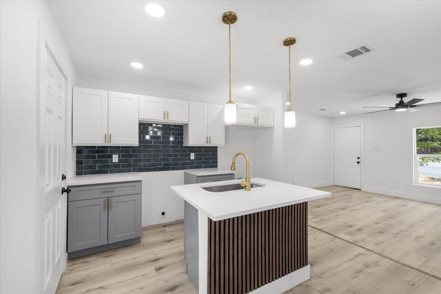 5101 Miller Avenue, Fort Worth, TX 76119