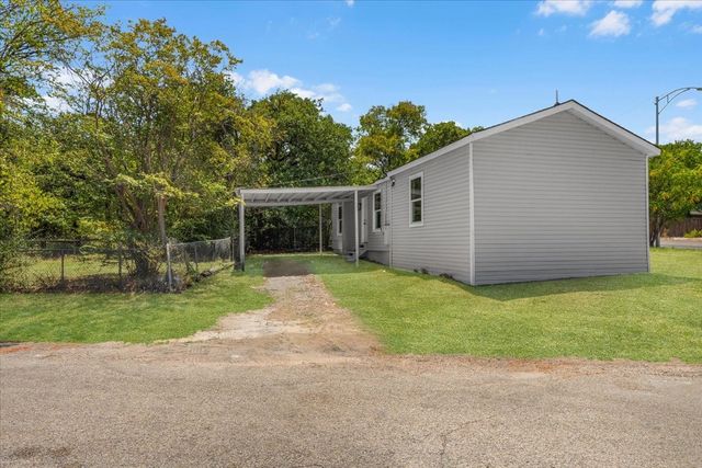 5101 Miller Avenue, Fort Worth, TX 76119