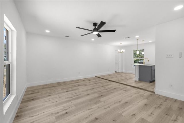 5101 Miller Avenue, Fort Worth, TX 76119