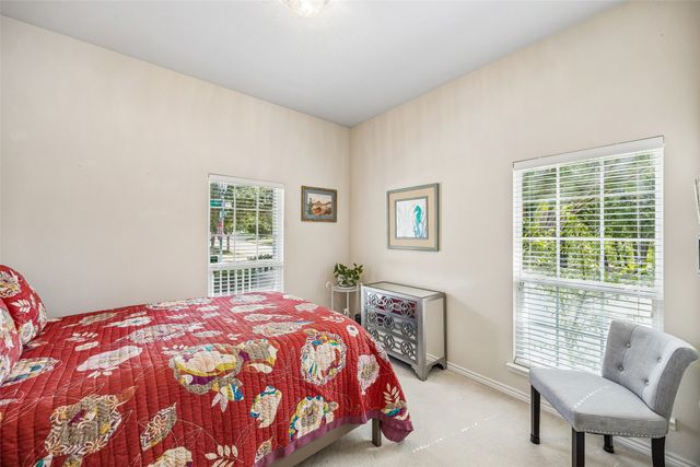 901 Wenk Drive, Aubrey, TX 76227