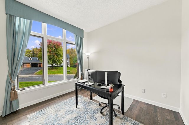 4143 Cashell Glen, Eagan, MN 55122