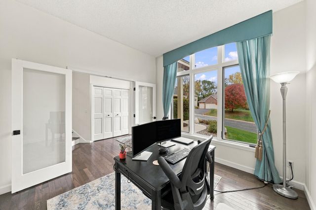 4143 Cashell Glen, Eagan, MN 55122