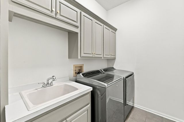4143 Cashell Glen, Eagan, MN 55122
