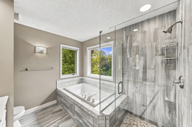 4143 Cashell Glen, Eagan, MN 55122