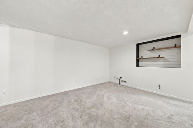 4143 Cashell Glen, Eagan, MN 55122