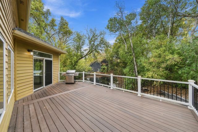 4143 Cashell Glen, Eagan, MN 55122