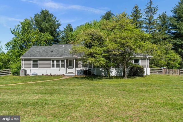 9019 PURDY LN, Pikesville, MD 21208